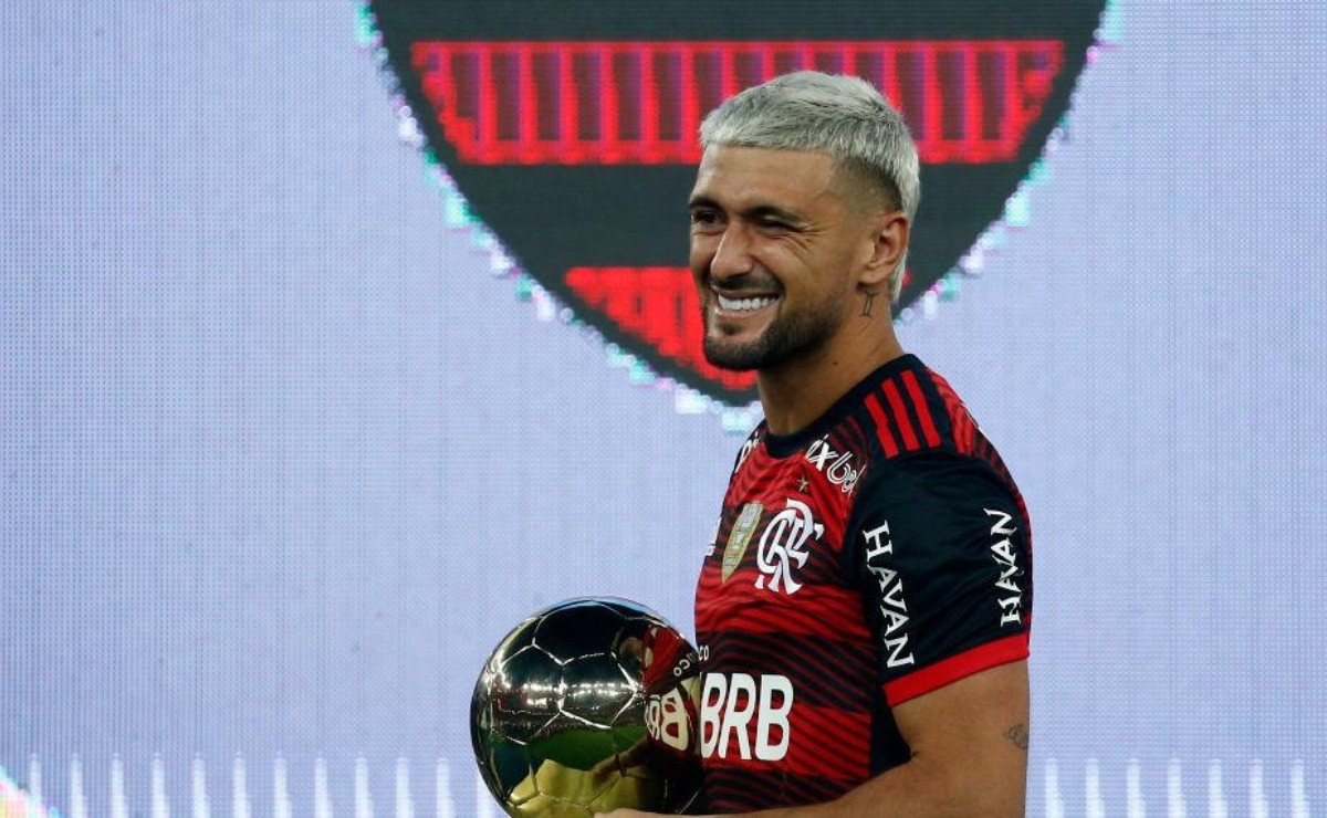 «104,5 millones de reales brasileños»;  El Borussia toma una decisión inmediata sobre el nombramiento de Arrascaeta y la información llega a la junta directiva de Flamengo