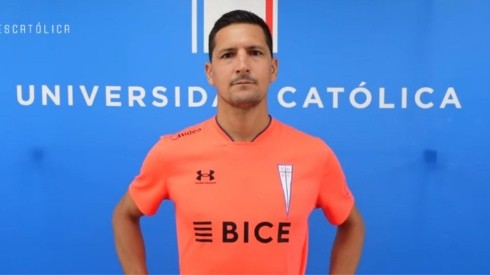 Guillermo Burdisso fue oficializado como nuevo jugador de la UC