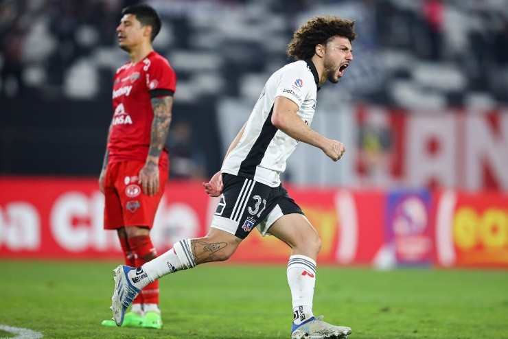 Falcón seguiría en Colo Colo | Foto: Agencia Uno Falcón seguiría en Colo Colo | Foto: Agencia Uno