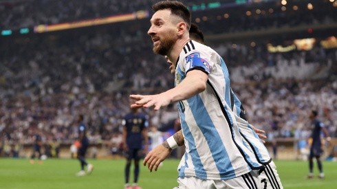 Foto: Clive Brunskill/Getty Images | Lionel Messi marcou hat-trick