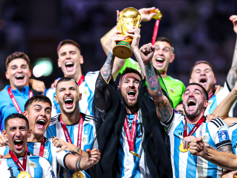 Lionel Messi alzó el trofeo y es campeón del Mundial de Qatar 2022