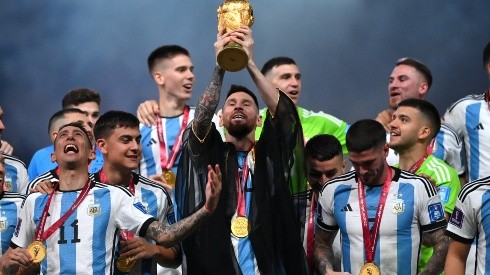 El bisht que usó Messi tiene una gran significado para Qatar, aunque enlodó el momento de gloria de Lio en Argentina.