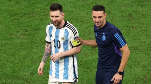 Lionel Messi (left) and Lionel Scaloni.