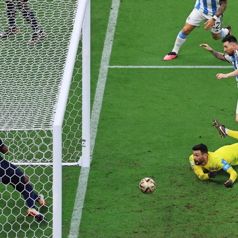 La polémica imagen que pone en duda la legalidad del segundo gol de Messi