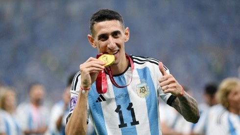 Di María con su medalla de campeón.