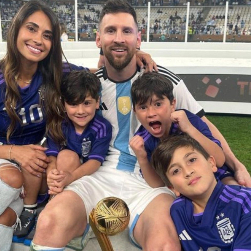 ¿Quién es la esposa de Lionel Messi y cuántos hijos tiene?