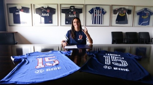 Daniela Zamora renueva con Universidad de Chile y continúa en Las Leonas por dos temporadas más