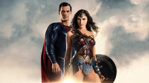 Confirman si Henry Cavill y Gal Gadot estarán como Superman y Wonder Woman en The Flash.