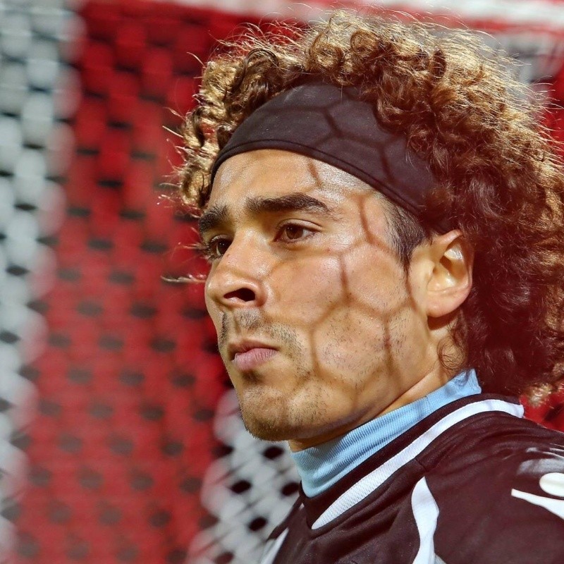 Guillermo Ochoa va al Salernitana a cumplir un sueño pendiente en Italia