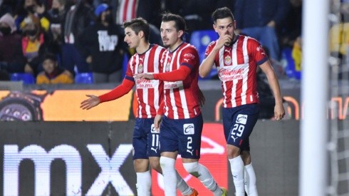 Chivas venció a Tigres en la Copa Sky