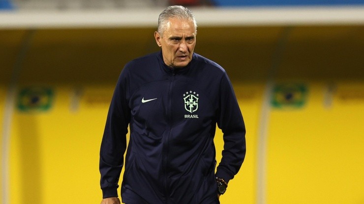 Tite en entrenamiento con Brasil.