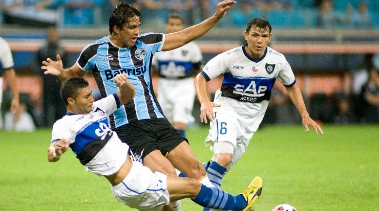 Foto: Ramiro Furquim/AGIF - Marcelo Moreno atuou no Grêmio entre 2012 e 2015