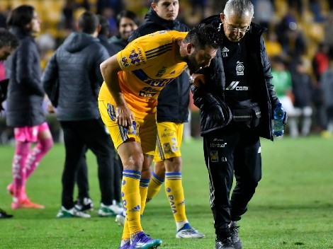 ¡Gignac fue al hospital! Preocupación por el balonazo que recibió en la cabeza