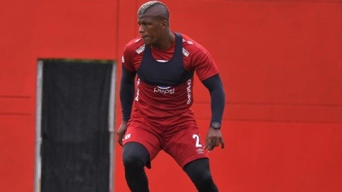 Marlon Torres entrena con América de Cali, pero su futuro es incierto