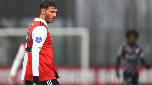En Feyenoord consideran a Santi Giménez como un revulsivo