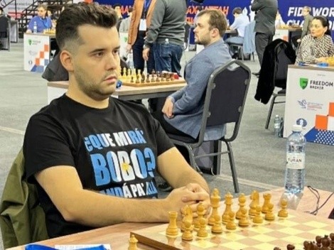 Un ajedrecista ruso fue sancionado por usar una remera con la frase “¿qué mira´ bobo? Andá pa´ allá”