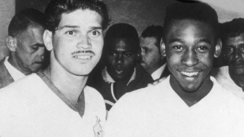 Salvador Reyes y Pelé fallecieron por culpa de la misma enfermedad, un mismo día y con 10 años de diferencia