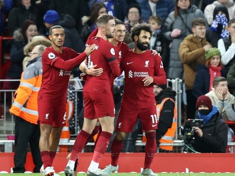 Dos goles en contra le dieron el triunfo a Liverpool