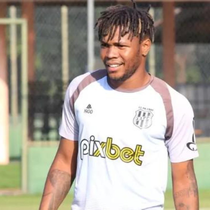 Ponte Preta define futuro de Matheus Jesus após atuação em jogo-treino