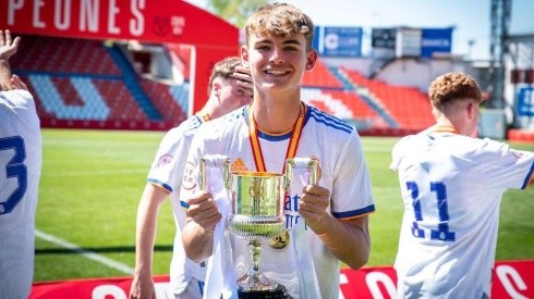 La joven promesa argentina Nico Paz fue convocado para el Real Madrid vs. Cacereño.