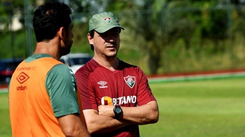 Foto: Mailson Santana/Fluminense/Divulgação - Fred e Diniz: dupla não convenceu atacante a jogar no Flu em 2023