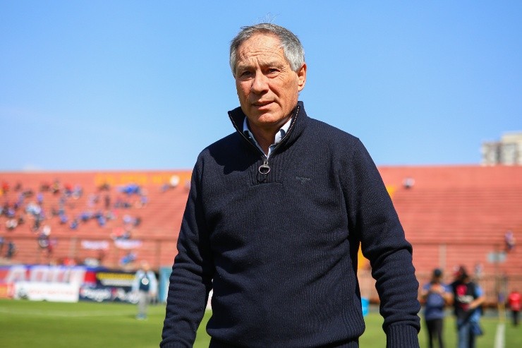 Ariel Holan Universidad Católica