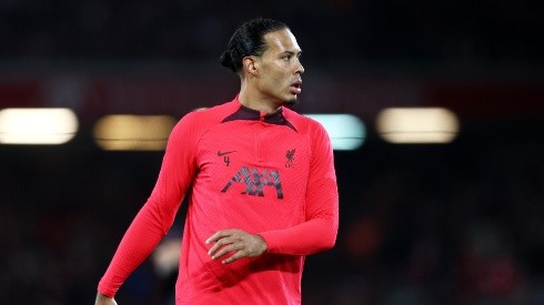 Van Dijk enciende las alarmas de Liverpool.