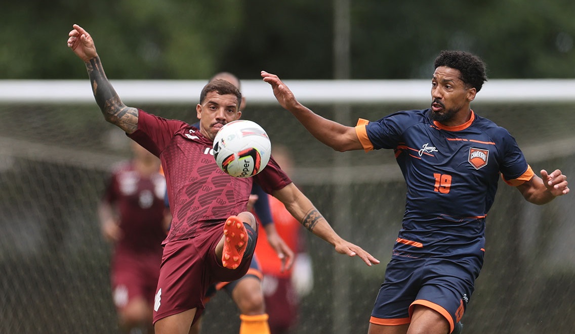 Athletico perde jogo-treino e torcida pega no pé em Terans e Cia