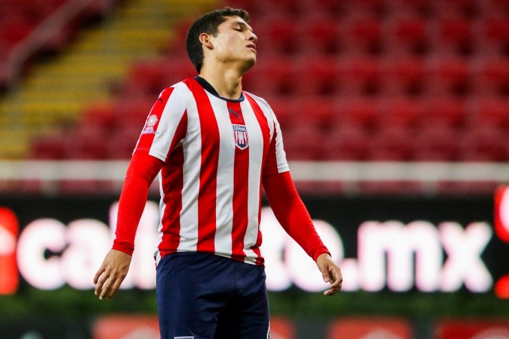 “Chevy” Martínez no tiene lugar en Chivas y saldrá cedido a Tepatitlán (Imago7)