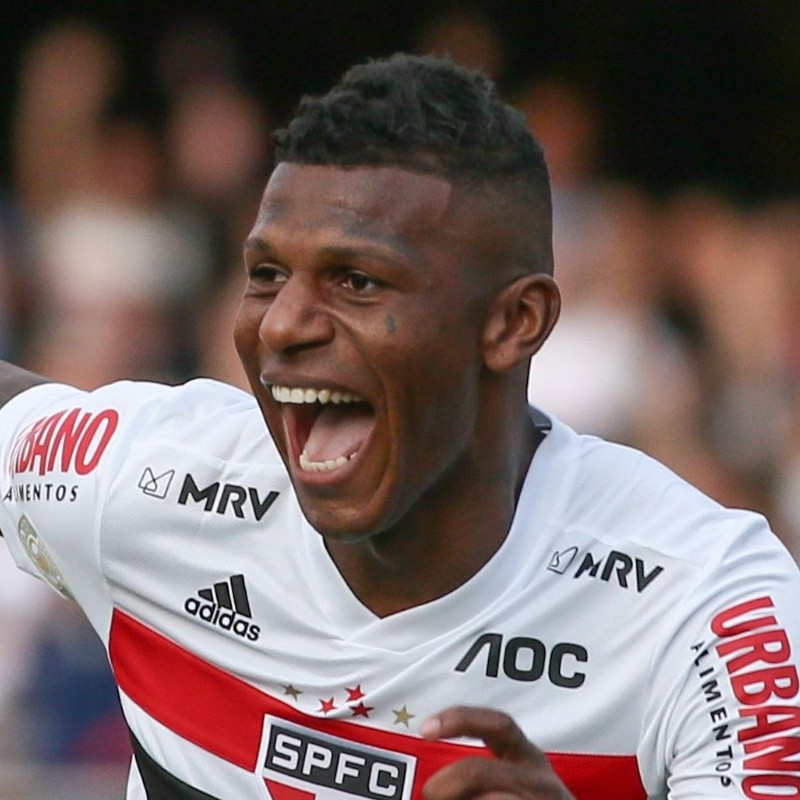 São Paulo tem anúncio 'arruinado' e Arboleda dá 'spoiler' de contratação