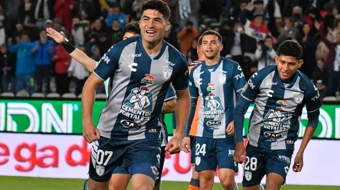 Pachuca goleó a Puebla en su debut en la Liga MX