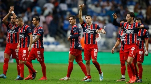 Los jugadores que decepcionaron a Paunovic en el debut de Chivas dentro del Torneo Clausura 2023: No estarán ante San Luis 