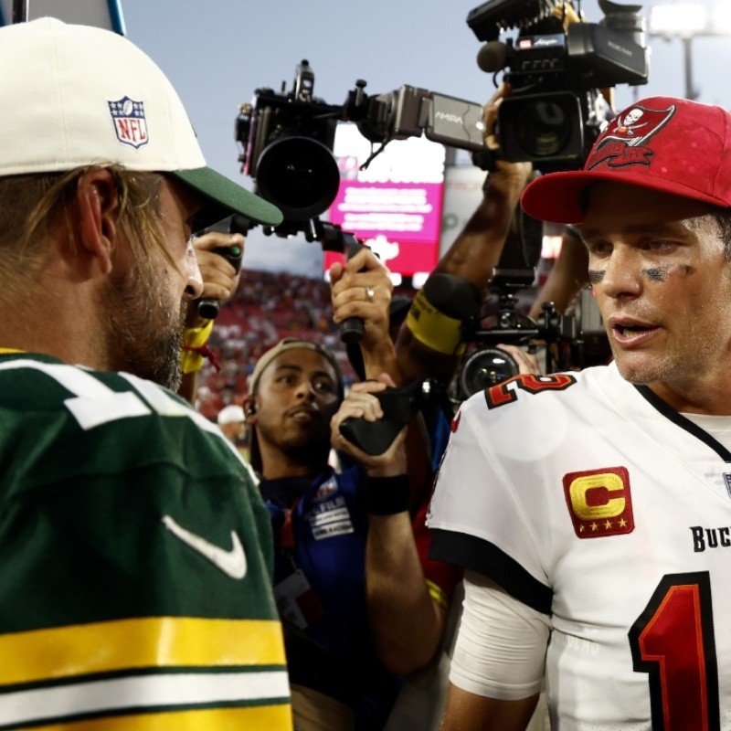 NFL News: Tom Brady has a piece of advice for Aaron Rodgers about his future