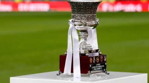 Trofeo de la Supercopa de España.