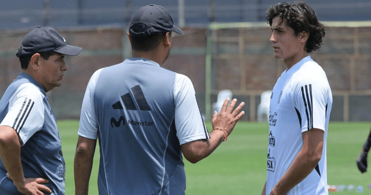 Sebastián Pineau será el ‘9’ de Perú. Foto: Prensa FPF.