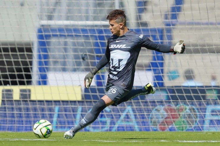 El portero recibió un gol, pero demostró solidez bajo los tres postes (Imago 7)