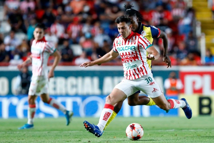 Meza compartió con Araos en el Necaxa |  Foto: Getty Images 