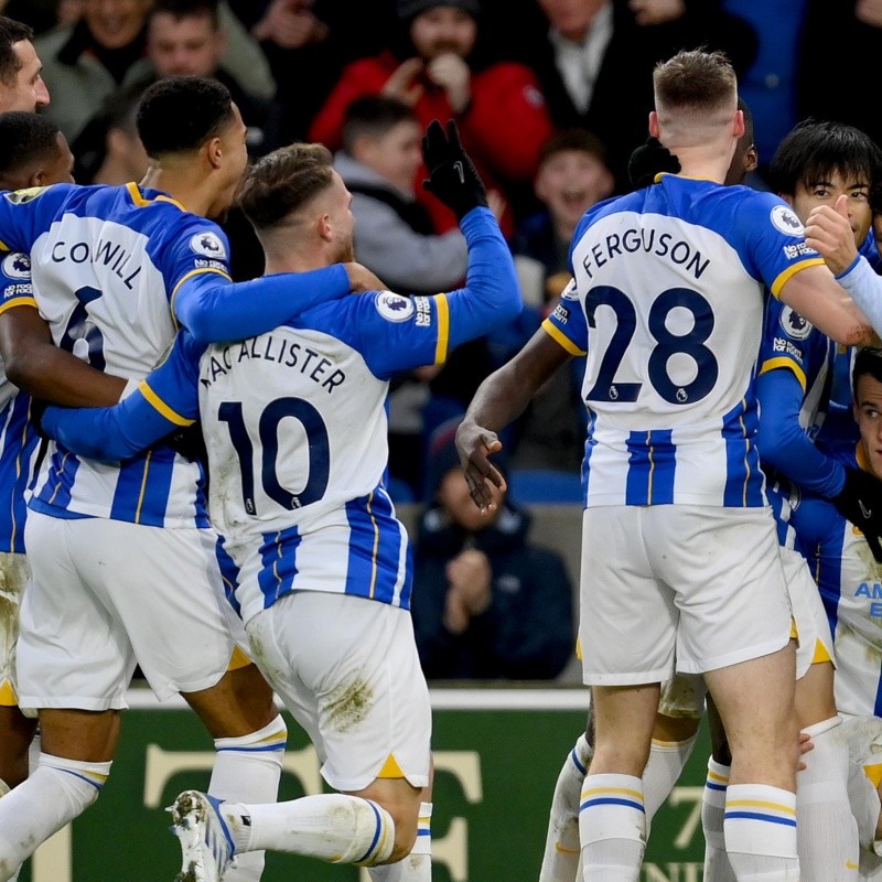 Brighton vapuleó a Liverpool con un doblete de March