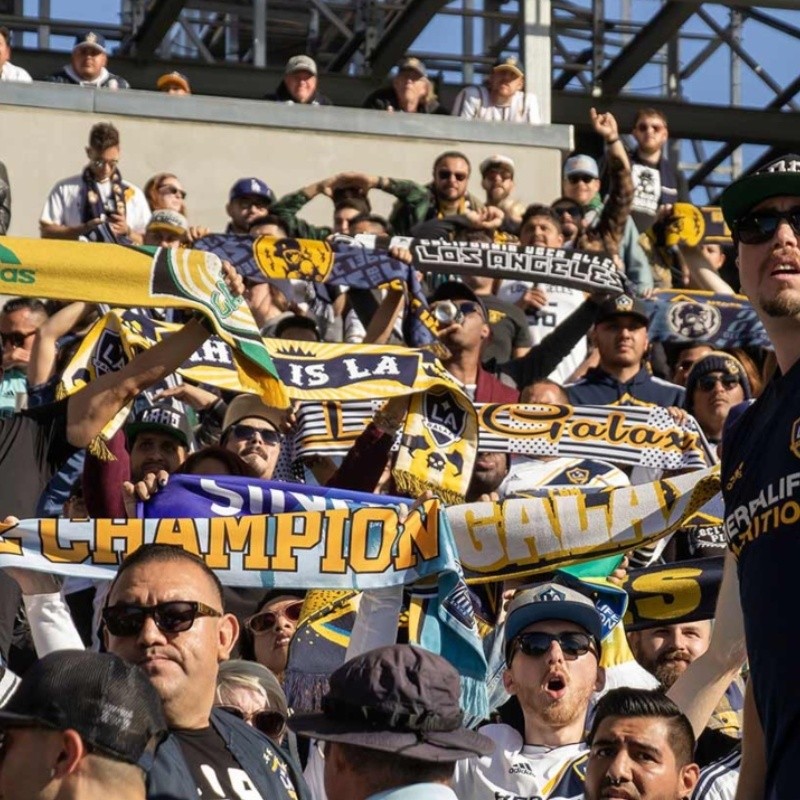 LA Galaxy supporters have had enough of Chris Klein and Jovan Kirovski