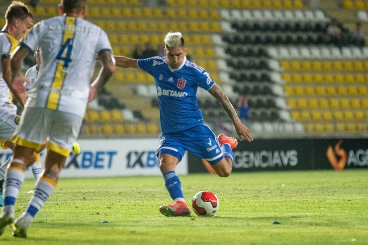 Fernández es llamado a ser el goleador de la U | Foto: Agencia Uno 