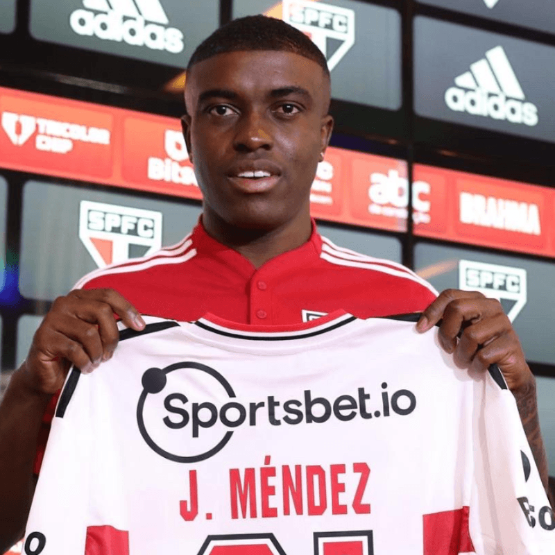 Méndez vai jogar em posição que nunca jogou no São Paulo