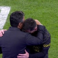 VIDEO | ¿Qué se dijeron? El abrazo entre Messi y Gallardo del que todos hablan