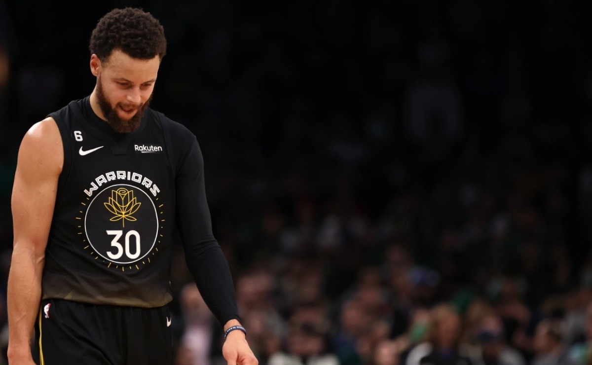 NBA News: Stephen Curry opens up on the darkest time in his career