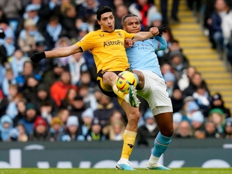 Raúl Jiménez ni la tocó y fue sustituido ante Manchester City