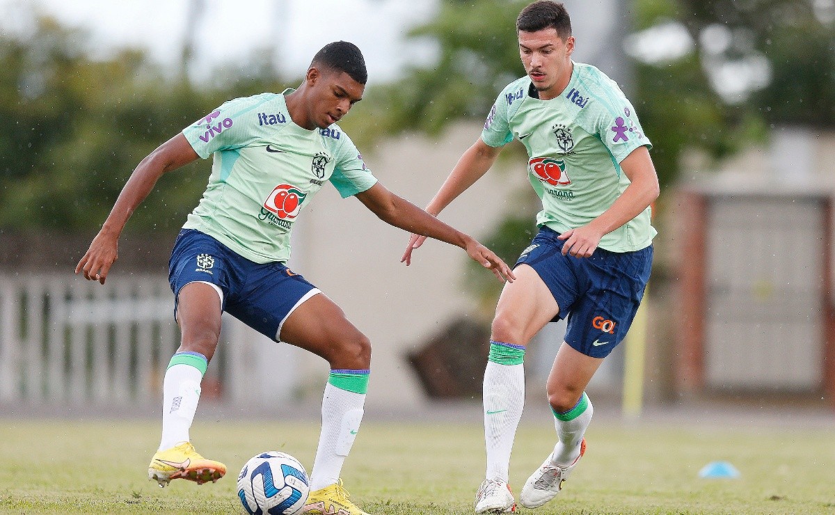 ¡DÍA CLÁSICO!  Frente a un lugar en el hexágono, Brasil se enfrenta a Argentina en la selección Sudamericana Sub-20