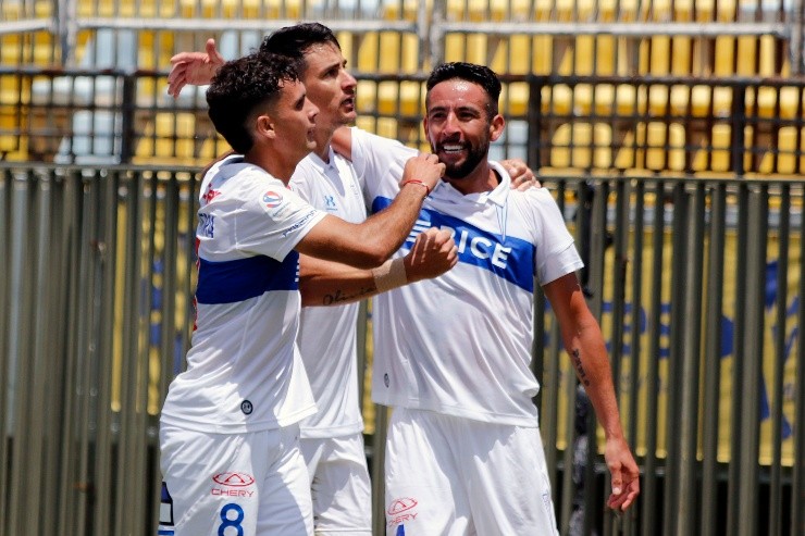 La UC inició con el pie derecho su participación en el torneo | Foto: Agencia Uno 