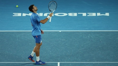 Djokovic sigue en carrera en el Australian Open