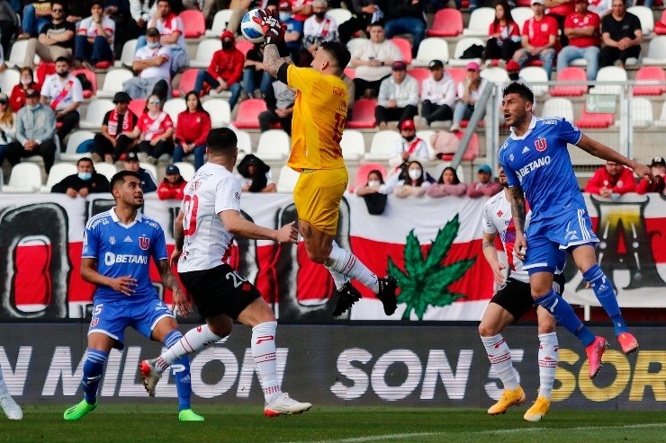 Fabián Cerda Curicó Unido Universidad de Chile Fabián Cerda Curicó Unido Universidad de Chile