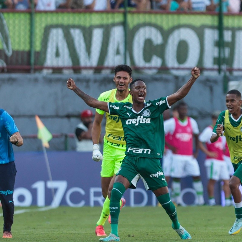 De forma dramática, Palmeiras marca no fim e é Bicampeão da Copinha