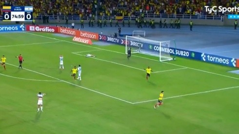 VIDEO | De no creer: el tremendo blooper de Herrera para que la Selección se quede sin chances